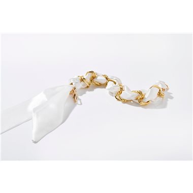 ETUUI Samtiges Seidentuch und eine wertige Goldkette für Necklace-Cover Silky-Chain weiß