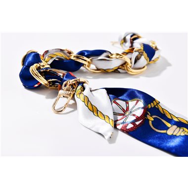 ETUUI Samtiges Seidentuch und eine wertige Goldkette für Necklace-Cover Silky-Chain blau/weiß/rot